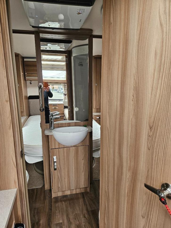 caravan, Caravans en Kamperen, Caravans, Particulier, tot en met 5, 1250 - 1500 kg, Overige, Sprite, Hefbed, Lengtebed, Omvormbare zithoek