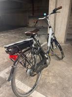 Gazelle fiets, met batrij en oplader, Fietsen en Brommers, Ophalen, Zo goed als nieuw, Gazelle
