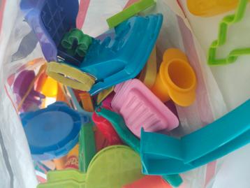 Zak kleispeeltjes beschikbaar voor biedingen