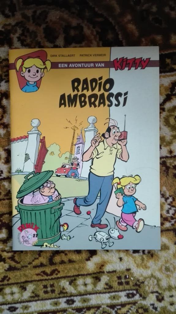 52) fenix strip Radio Ambrassi (goede staat), Boeken, Stripverhalen, Zo goed als nieuw, Ophalen of Verzenden