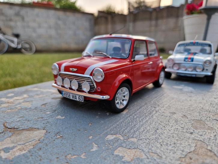 MINI Cooper - Échelle 1/18 - Edition limitée - PRIX : 45€, Hobby & Loisirs créatifs, Voitures miniatures | 1:18, Neuf, Voiture