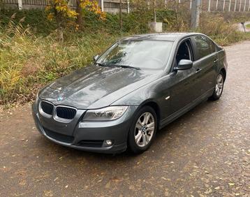 BMW 318i • 2010 • 84.000KM • 2.0BENZINE • AUTOMAAT • EURO5, Automaat, Euro 5, Bedrijf, Berline