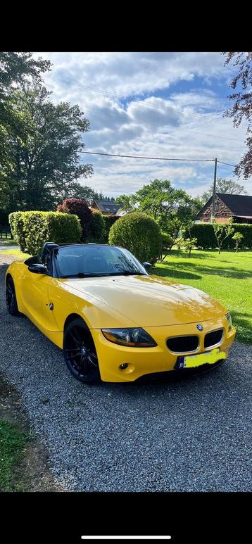 Bmw z4 covering jaune beschikbaar voor biedingen