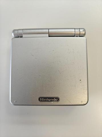 Gameboy Advance SP beschikbaar voor biedingen