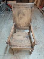 Très ancienne chaise en chene, Enlèvement