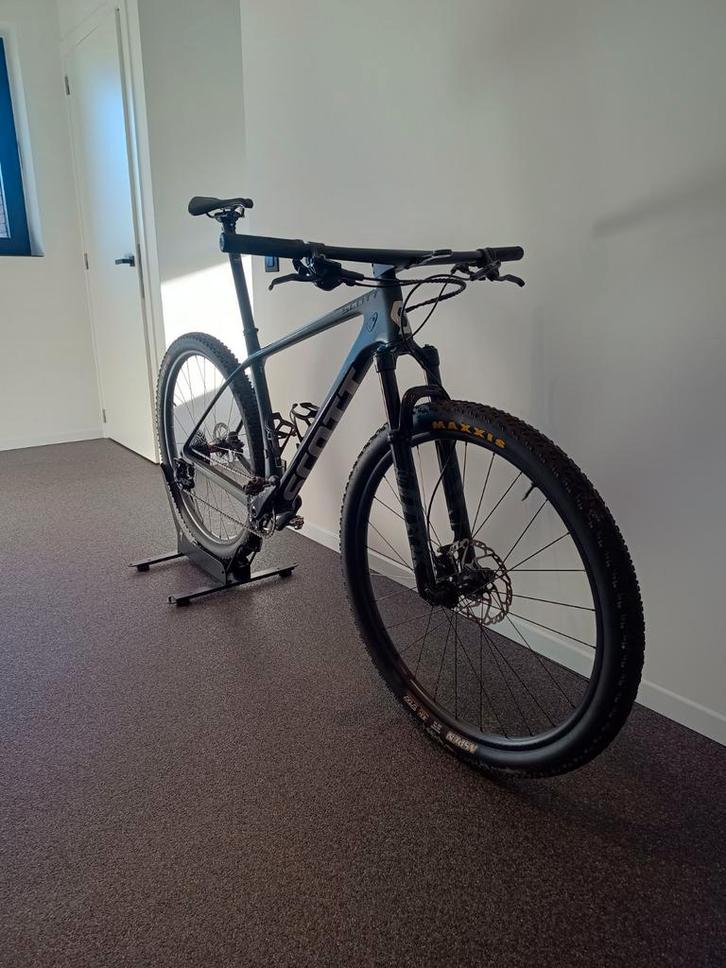 Scott scale, Fietsen en Brommers, Fietsen | Mountainbikes en ATB, Ophalen