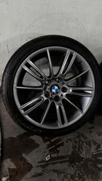 BMW velgen 5x120 beschadigd met goed banden 18 inch, Auto-onderdelen, Banden en Velgen, Ophalen, 18 inch, Band(en)