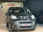 Fiat Qubo 1.4i * GARANTIE 12 MOIS * (bj 2010), Stof, Zwart, 4 cilinders, Zwart