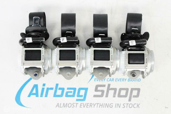 2 x ceintures devant + 2 x derrière Skoda Octavia 2020-.., Auto-onderdelen, Interieur en Bekleding, Gebruikt, Ophalen of Verzenden