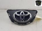 EMBLEME Toyota Aygo X (01-2021/-) (753120H030), Utilisé, Toyota