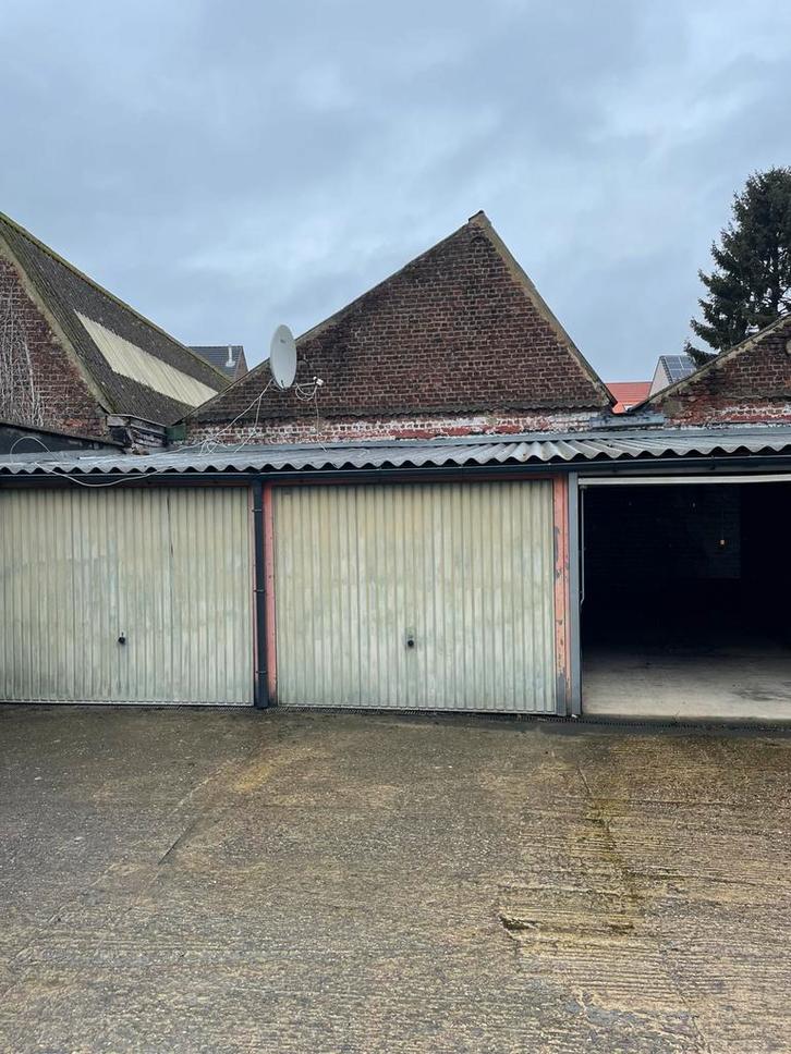 Garage à louer sur Jette, Autos : Divers, Garages