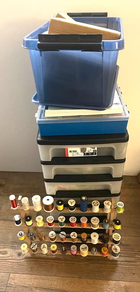 Vliegbindset, Watersport en Boten, Hengelsport | Vliegvissen, Zo goed als nieuw, Ophalen of Verzenden