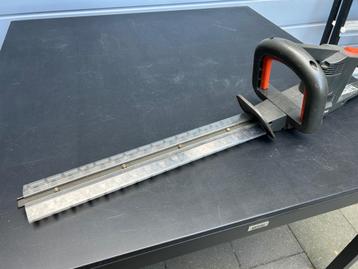 Heggenschaar Gardena EHT410 met gratis Verticuteerder beschikbaar voor biedingen