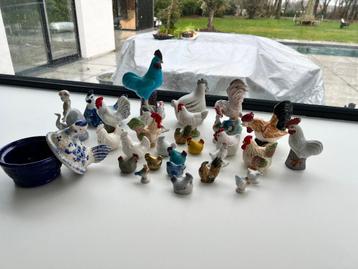 Figurines de poulets