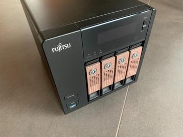 NAS - Fujitsu Celvin Q805 beschikbaar voor biedingen