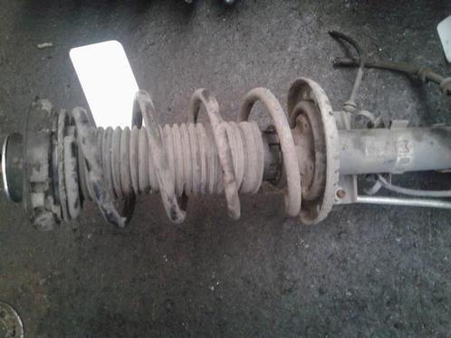 Schokdemperpoot links-voor van een Volkswagen Fox, Auto-onderdelen, Ophanging en Onderstel, Gebruikt, 3 maanden garantie, Ophalen of Verzenden