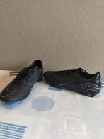 Voetbalschoenen maart 42,5, Sport en Fitness, Voetbal, Ophalen, Zo goed als nieuw