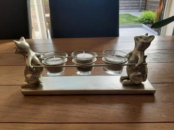 Kaarsenhouder met 2 poezen beschikbaar voor biedingen