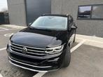 VW TIGUAN    *DSG * HYBR.* PANO * TREKH.* APPLE *, Auto's, 4 cilinders, Zwart, 5 deurs, Hybride Elektrisch/Benzine