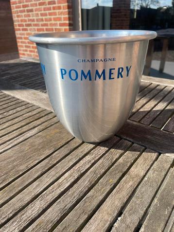 Pommery Champagne ijsemmer beschikbaar voor biedingen