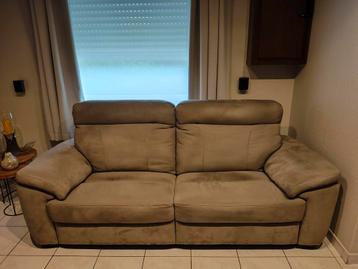 Grote 2-zit + 1-zit zetel H&H beschikbaar voor biedingen