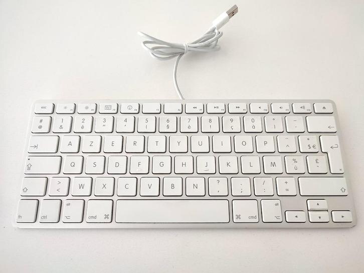 Apple mini magic toetsenbord met usb aansluiting (aluminium), Computers en Software, Toetsenborden, Zo goed als nieuw, Azerty