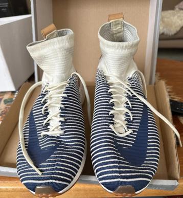 Baskets Nike Zoom Air Mercurial taille 42,5