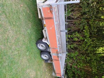 Dubbelasser geremd Segers 2000kg met nieuwe banden, Auto diversen, Aanhangers en Bagagewagens, Ophalen, Gebruikt