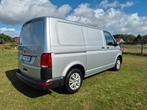VW Transporter T6.1 150PK DSG Automaat 3-zit zeer nette bus, Auto's, Bestelwagens en Lichte vracht, Automaat, Stof, Volkswagen