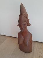 Afrikaanse dame - vol houten beeld, Ophalen
