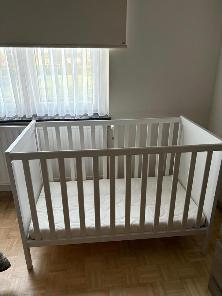 Babybed, Enfants & Bébés, Berceaux & Lits, Comme neuf, Enlèvement