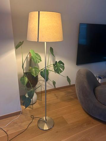 Ikea staanlamp met werkende gezellige lamp, Ophalen, Gebruikt, Metaal, 150 tot 200 cm