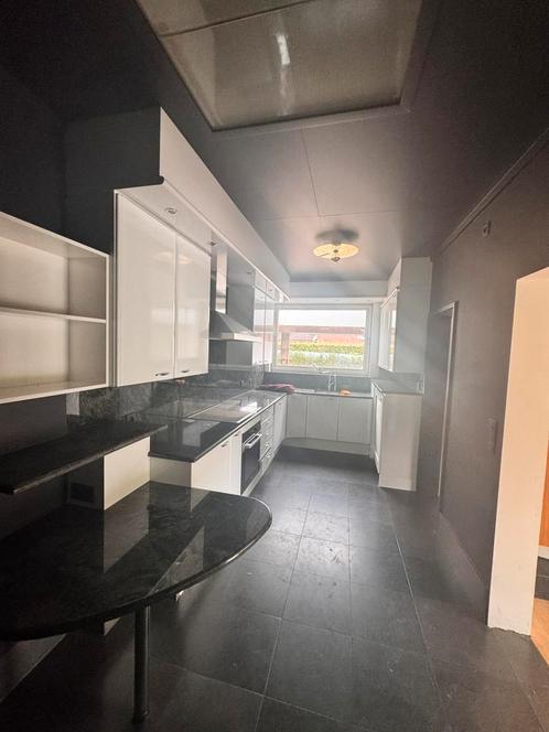 Afbraakkeuken te koop aan spotprijs – snel op te halen!, Huis en Inrichting, Keuken | Bestek, Ophalen