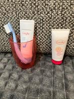 Tandenborstel met beker + 2 tubes tandpasta corolle  pop, Kinderen en Baby's, Speelgoed | Poppen, Ophalen of Verzenden