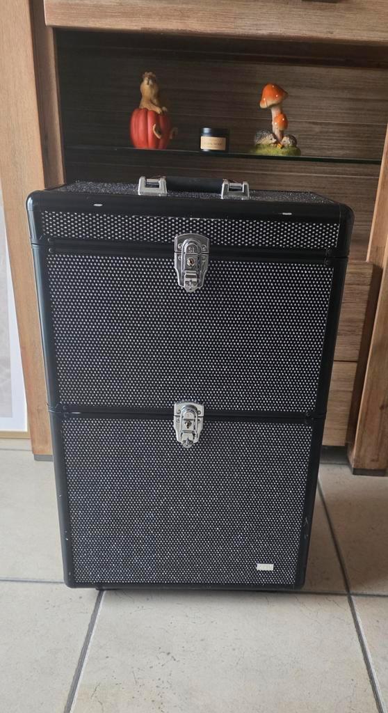 Trolley schoonheidsspecialiste/kapper.., Handtassen en Accessoires, Koffers, Ophalen