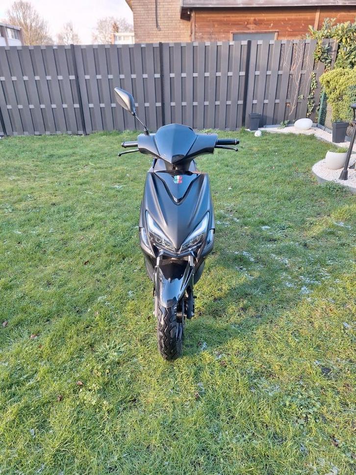 GTS Sirocco A-klasse 25 km/u – Dealeronderhouden – 13.300, Vélos & Vélomoteurs, Scooters | Marques Autre, Utilisé, Classe A (25 km/h)