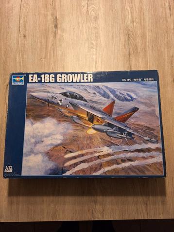 Trumpeter F 18 Hornet (growler) 1/32 beschikbaar voor biedingen