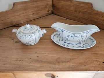mooi lot servies, deels delfts blauw deels niet, Enlèvement