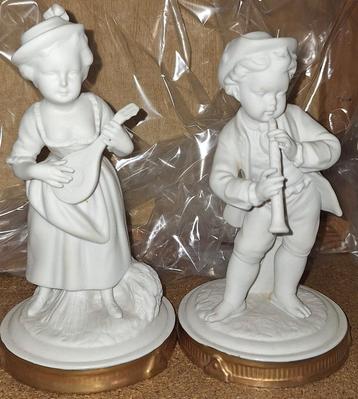 Koppel biscuit beeldjes (Unter Weiss Bach) beschikbaar voor biedingen