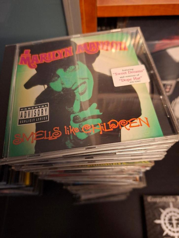 cd - marilyn manson - smells like children, Cd's en Dvd's, Cd's | Hardrock en Metal, Gebruikt, Ophalen of Verzenden