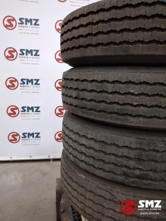 Occ Pneu 315/75R24.5 Pirelli FH15, Autos : Pièces & Accessoires, Pièces camion, Autres marques, Autres pièces automobiles, Utilisé