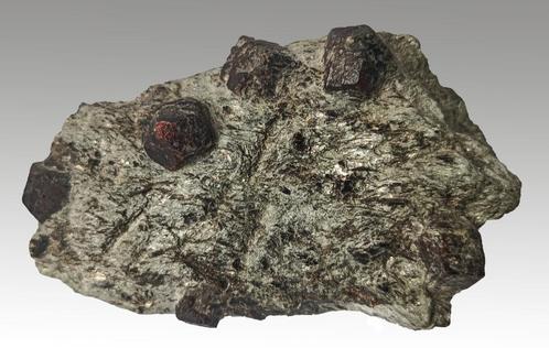 ALMANDIEN kristallen in Schist uit Oostenrijk, Verzamelen, Mineralen en Fossielen, Mineraal, Ophalen of Verzenden