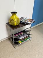 Krantenrek vintage, Huis en Inrichting, Woonaccessoires | Krantenbakken en Lectuurbakken, Ophalen of Verzenden