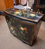 Meuble Tv laqué chinois fleurs peintes 20th century, Huis en Inrichting, Woonaccessoires | Kisten, Ophalen, Gebruikt