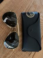 Ray ban zonnebril Aviator model, Handtassen en Accessoires, Zonnebrillen en Brillen | Dames, Ophalen, Zo goed als nieuw, Zonnebril