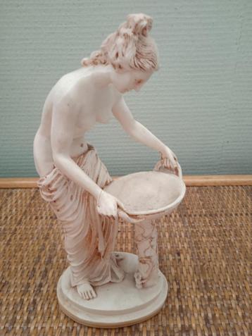 Klassiek standbeeld Venus door Giambologna Baden beschikbaar voor biedingen