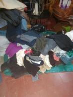 lot de vetement femme et enfant melanger