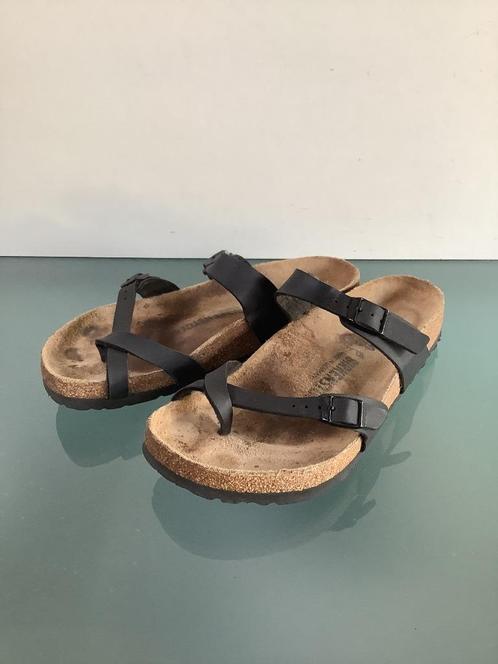 Gratis Verzenden | Birkenstock Mayari zwarte slippers 40, Kleding | Dames, Schoenen, Zo goed als nieuw, Slippers, Zwart, Verzenden