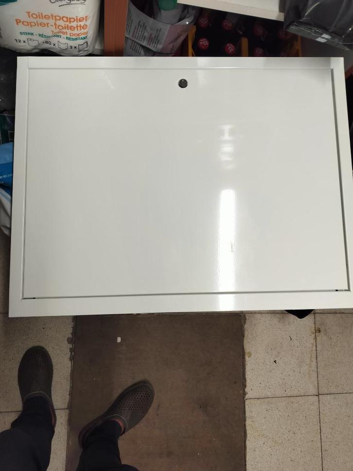 Ingebouwde box voor spruitstukken, Doe-het-zelf en Bouw, Sanitair, Zo goed als nieuw, Ophalen