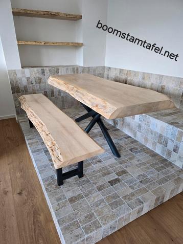 boomstammeubels, schaaldelen ,eettafel, keukentafel, massief